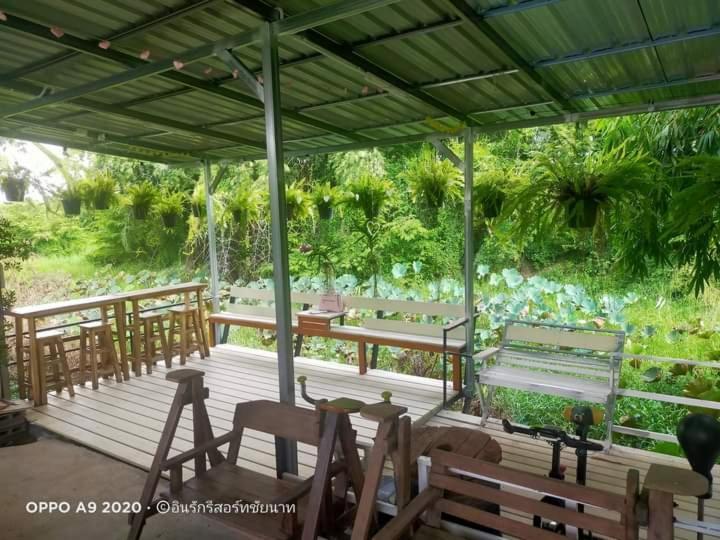 In Love Resort Chainat Bagian luar foto