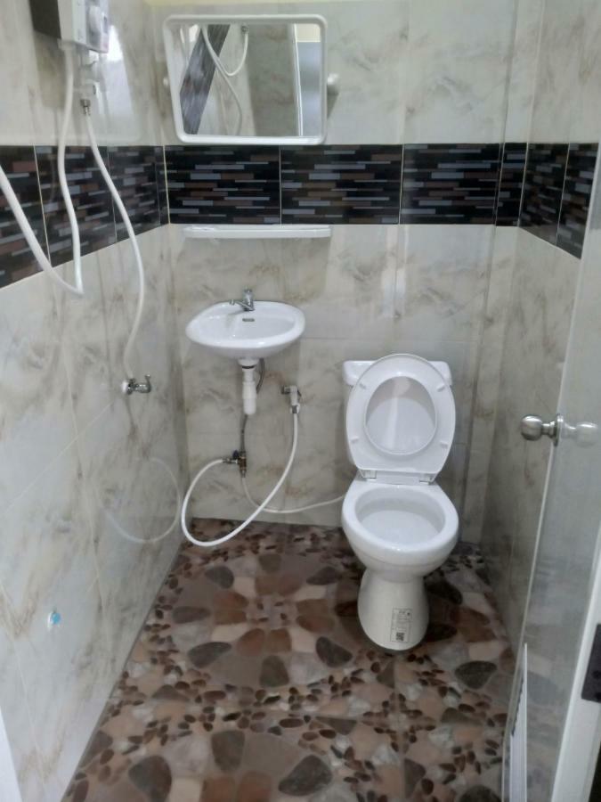 In Love Resort Chainat Bagian luar foto